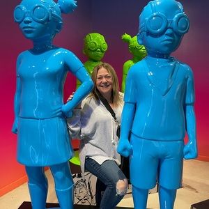 Meet your Posher, Fara